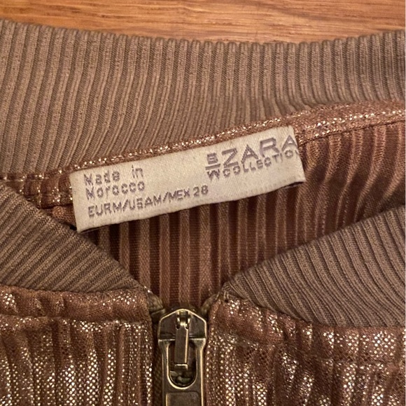 Zara light weight metallic gold zip up size M - Picture 3 of 3